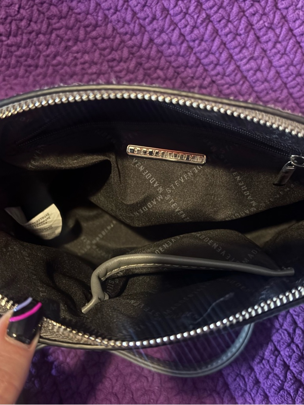 Steve Madden Metallic Silver Star-Embossed Crossbody - Picture 4 of 4